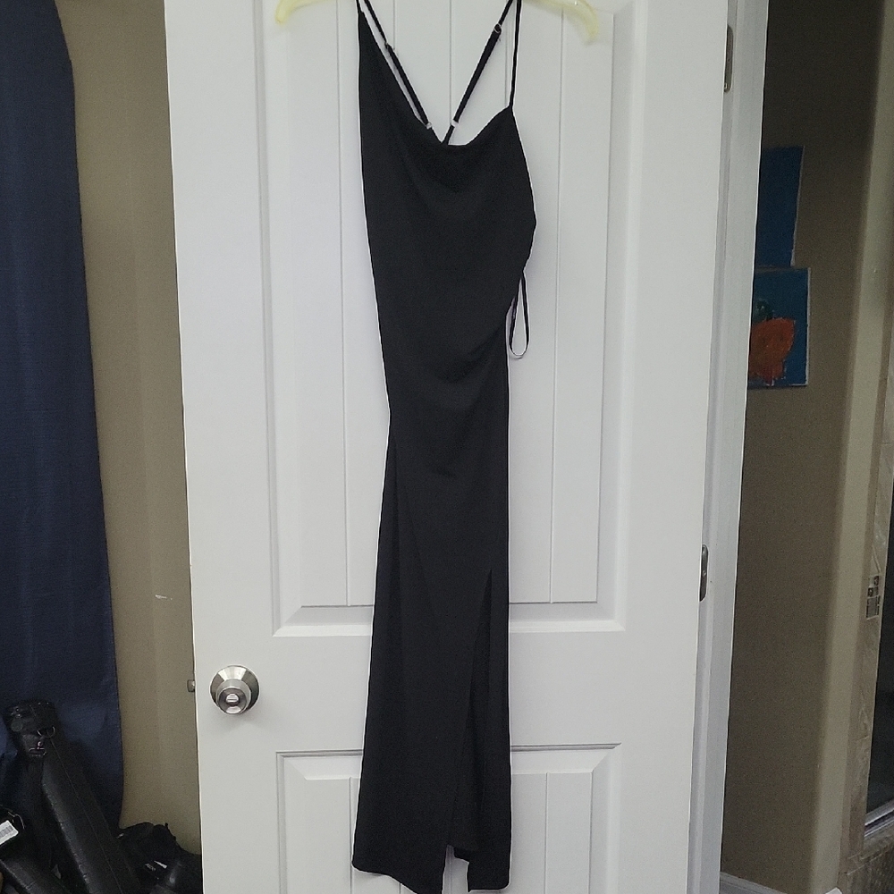 Forever 21 Black Backless Dress
